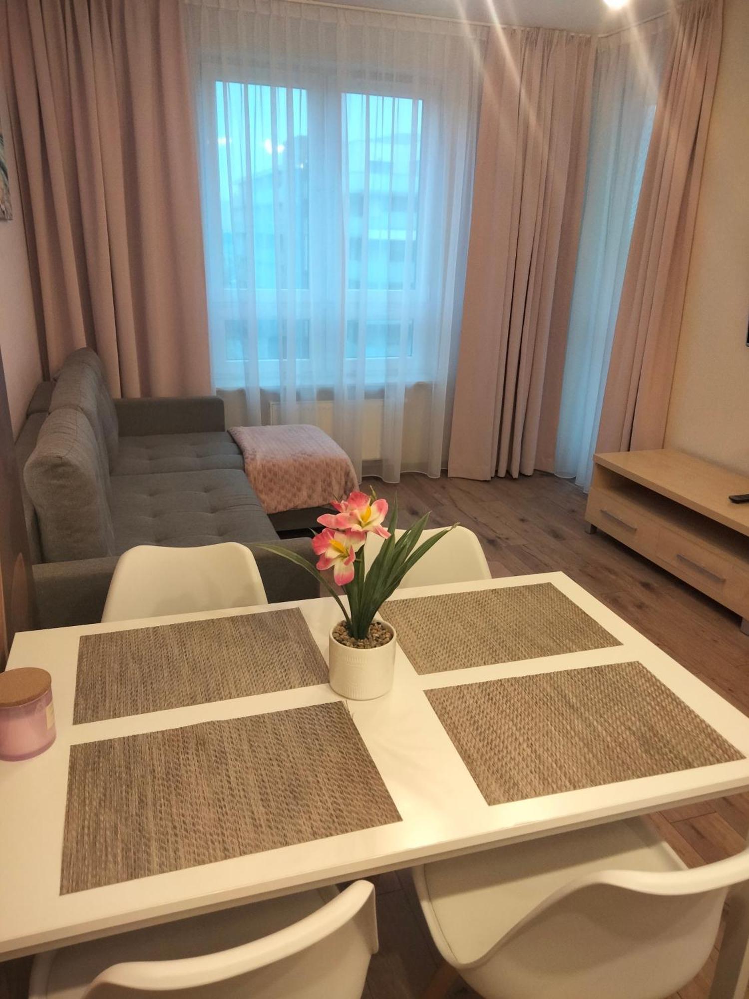 Apartamenty Prywatne W Hotelu Przy Plazy Diva โควอบเซก ภายนอก รูปภาพ